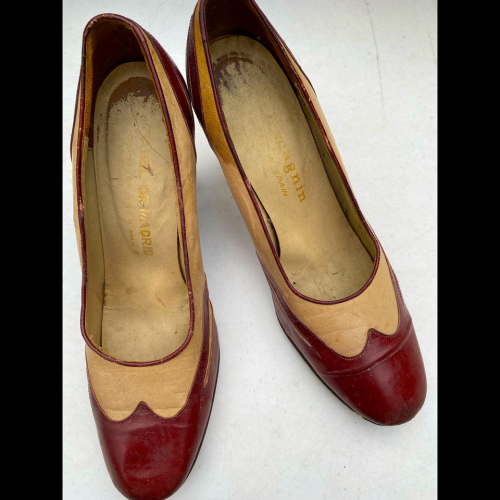 Vintage. I Magnin  Spectator pumps